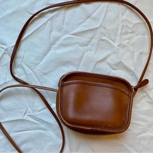 Vintage Coach Hadley Zip 9935 Small Crossbody Bag